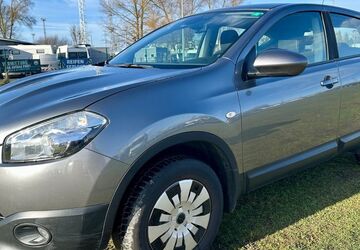 Nissan Qashqai 183.643 km 5.500 &euro; Rostock 18147