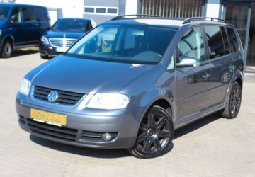 VW Touran 198.227 km 4.990 &euro; Rostock 18107