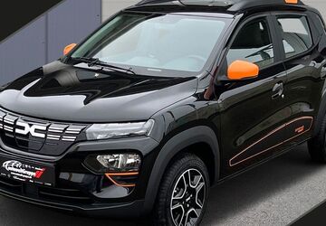 Dacia Spring 7.500 km 13.990 &euro; Rostock 18146