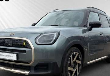 Mini Cooper SE Countryman 22.100 km 42.608 &euro; Rostock 18146