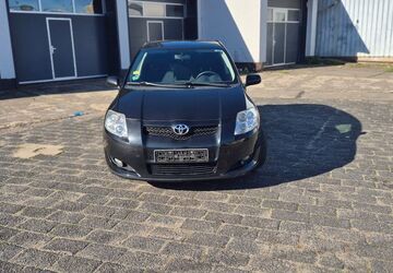 Toyota Auris 134.000 km 5.100 &euro; Rostock 18106