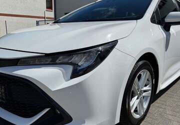 Toyota Corolla 12.935 km 22.800 &euro; Bad Doberan 18209