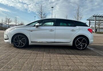 DS Automobiles DS5 150.000 km 9.000 &euro; Rostock 18109