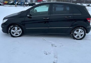 Mercedes-Benz B 170 168.997 km 4.700 &euro; Rostock 18109