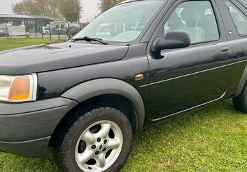Land Rover Freelander 180.776 km 2.800 &euro; Rostock 18147