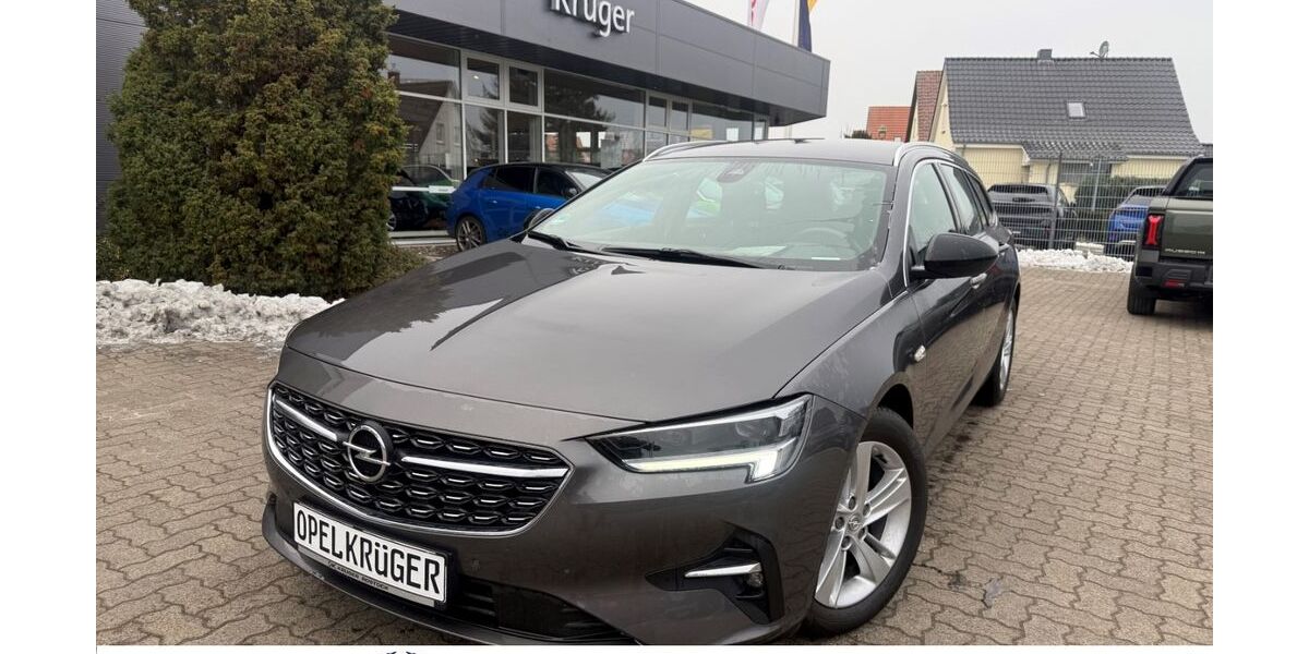 Opel Insignia 32.578 km 24.400 &euro; Rostock 18069