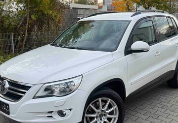 VW Tiguan 251.400 km 5.499 &euro; Rostock 18107