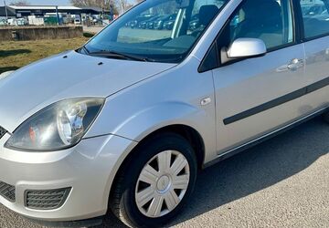 Ford Fiesta 227.016 km 900 &euro; Rostock 18147