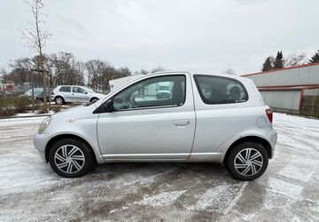 Toyota Yaris 195.236 km 1.999 &euro; Rostock 18069