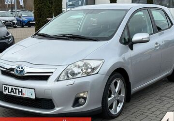 Toyota Auris 143.344 km 8.290 &euro; Rostock-Warnemünde 18119