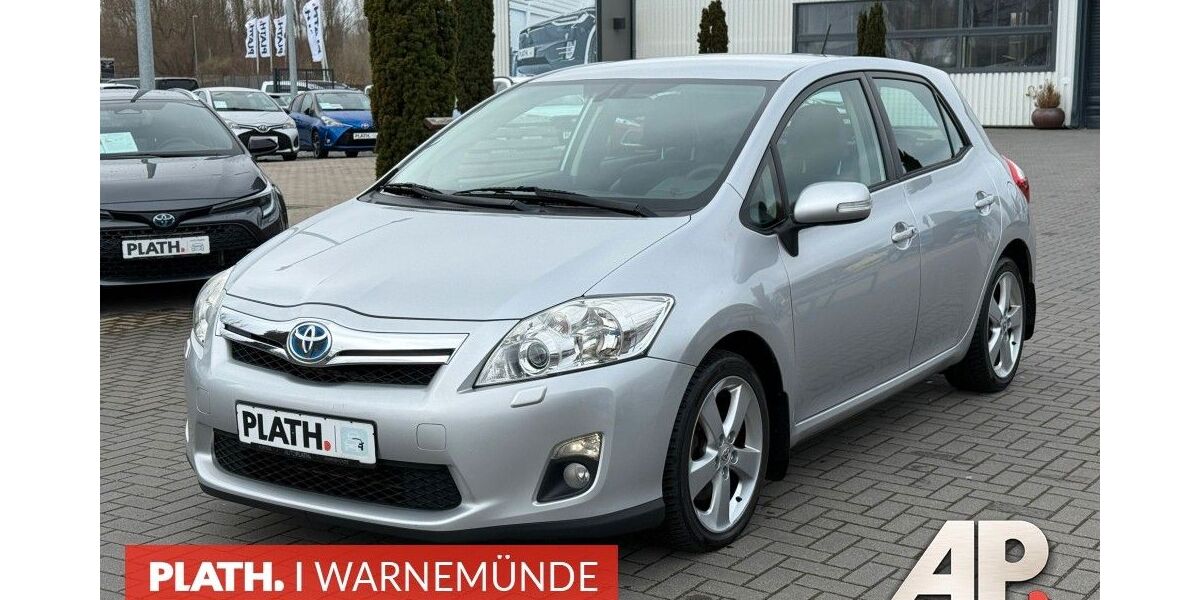 Toyota Auris 143.344 km 8.290 &euro; Rostock-Warnemünde 18119