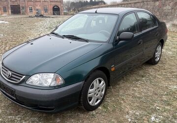 Toyota Avensis 203.244 km 2.700 &euro; Tessin 18195