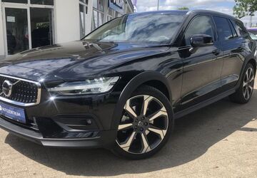 Volvo V60 Cross Country 14.628 km 46.980 &euro; Rostock 18146