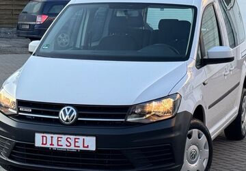 VW Caddy 271.380 km 8.400 &euro; ROSTOCK 18146