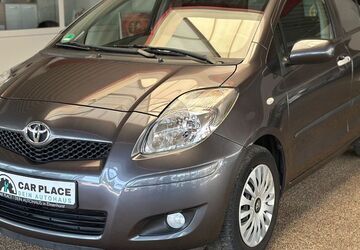 Toyota Yaris 40.000 km 9.699 &euro; Elmenhorst 18107