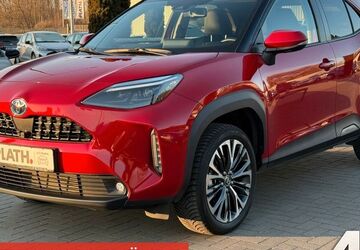 Toyota Yaris 11.872 km 27.490 &euro; Rostock-Warnemünde 18119