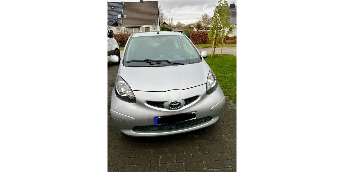 Toyota Andere 106.602 km 2.900 &euro; Rostock 18069