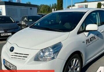 Toyota Verso 195.000 km 7.490 &euro; Rostock-Warnemünde 18119
