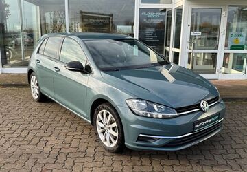 VW Golf 76.971 km 16.990 &euro; Ribnitz-Damgarten 18311