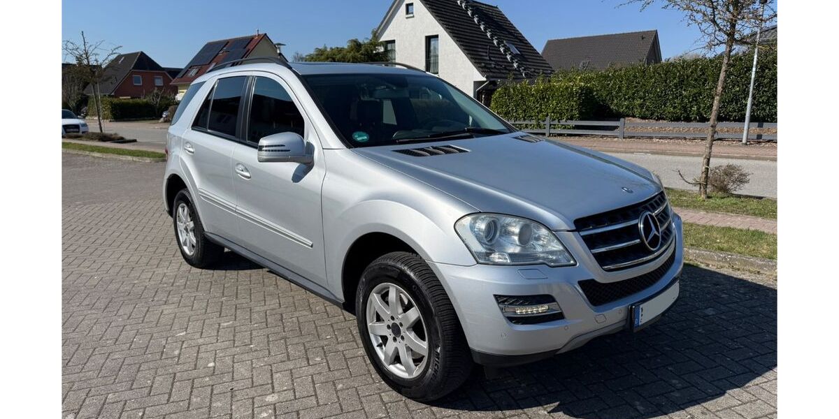 Mercedes-Benz ML 350 209.000 km 10.500 &euro; Kröpelin 18236