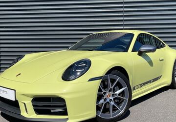 Porsche 992 5.950 km 140.750 &euro; Papendorf 18059