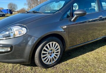 Fiat Punto Evo 150.274 km 2.500 &euro; Rostock 18147
