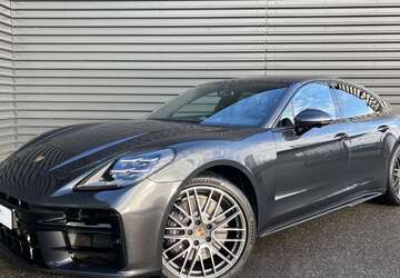 Porsche Panamera 3.500 km 152.750 &euro; Papendorf 18059