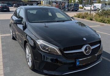 Mercedes-Benz A 180 125.000 km 14.400 &euro; Rostock 18069