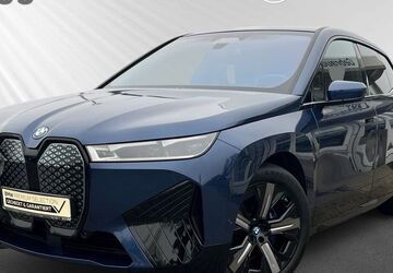 BMW iX 27.800 km 61.900 &euro; Rostock 18146