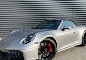 Porsche 992 3.950 km 204.750 &euro; Papendorf 18059