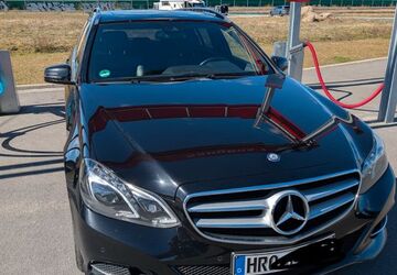 Mercedes-Benz E 220 245.900 km 10.100 &euro; Rostock 18069