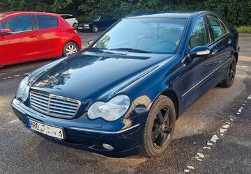Mercedes-Benz C 200 103.150 km 5.200 &euro; Rostock 18106