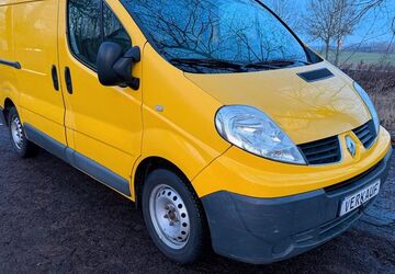 Renault Trafic 323.295 km 2.500 &euro; Kröpelin 18236
