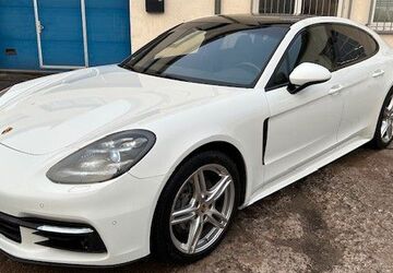 Porsche Panamera 231.000 km 44.300 &euro; Rostock 18069