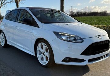 Ford Focus 129.000 km 11.500 &euro; Kröpelin 18236