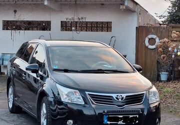 Toyota Avensis 256.000 km 3.950 &euro; Rostock 18119