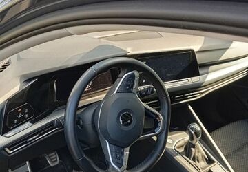 VW Golf 69.000 km 20.800 &euro; Kurzen Trechow 18246