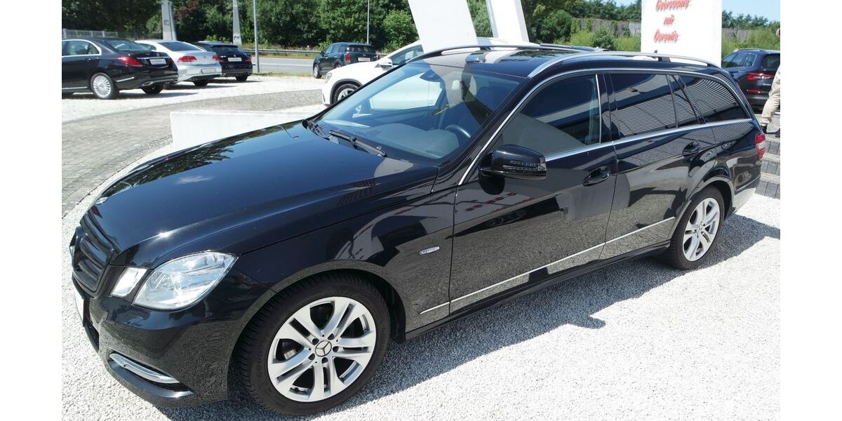 Mercedes-Benz E 200 185.000 km 11.990 &euro; Rostock 18069