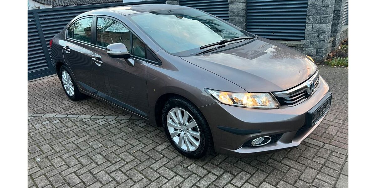 Honda Civic 46.336 km 11.300 &euro; Bad Doberan 18209