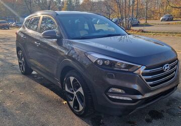 Hyundai TUCSON 124.000 km 14.200 &euro; Rostock 18106