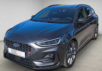 Ford Focus 10.700 km 34.490 &euro; Rostock 18146