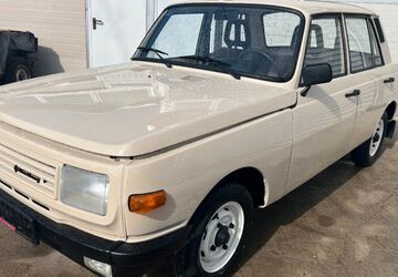 Wartburg 353 78.000 km 7.499 &euro; Bad Doberan 18209