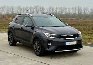 Kia Stonic 82.100 km 12.500 &euro; Rostock 18055