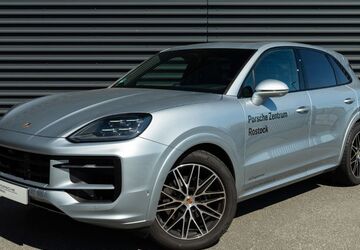 Porsche Cayenne 14.900 km 106.750 &euro; Papendorf 18059