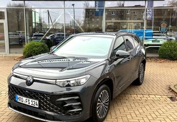 VW Tayron 13.500 km 56.486 &euro; Rostock 18146