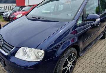 VW Touran 273.000 km 2.880 &euro; Rostock 18069
