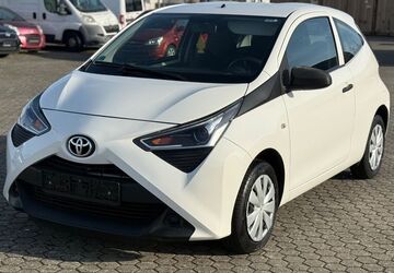 Toyota Aygo (X) 75.809 km 7.300 &euro; Ribnitz-Damgarten 18311