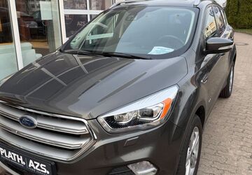 Ford Kuga 61.127 km 16.590 &euro; Rostock 18059