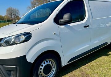 Toyota Proace Max 327.385 km 9.400 &euro; Rostock 18147