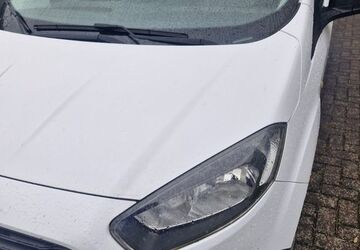 Ford Courier 125.000 km 4.790 &euro; Rostock 18055